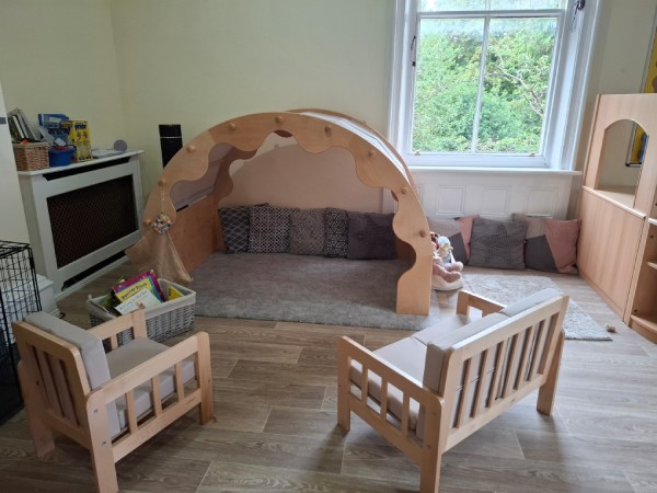 2 3 room 52 1 Danesmoor House